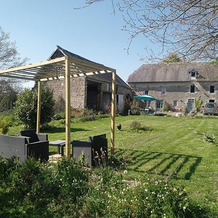 La Bicyclette Bleue Bed & Breakfast Montpinchon Екстериор снимка