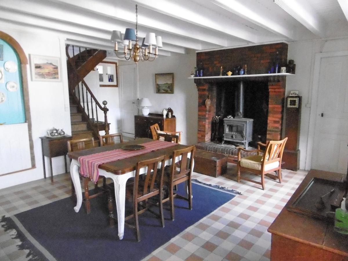La Bicyclette Bleue Bed & Breakfast Montpinchon Екстериор снимка