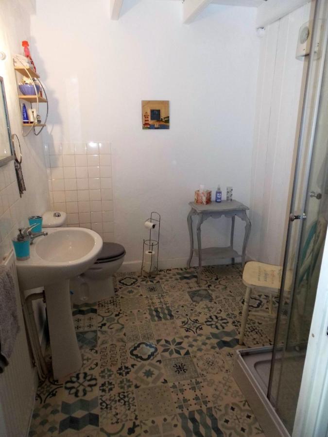 La Bicyclette Bleue Bed & Breakfast Montpinchon Екстериор снимка