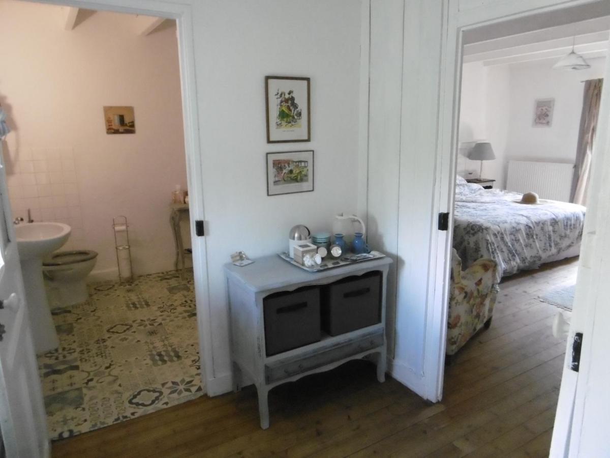 La Bicyclette Bleue Bed & Breakfast Montpinchon Екстериор снимка