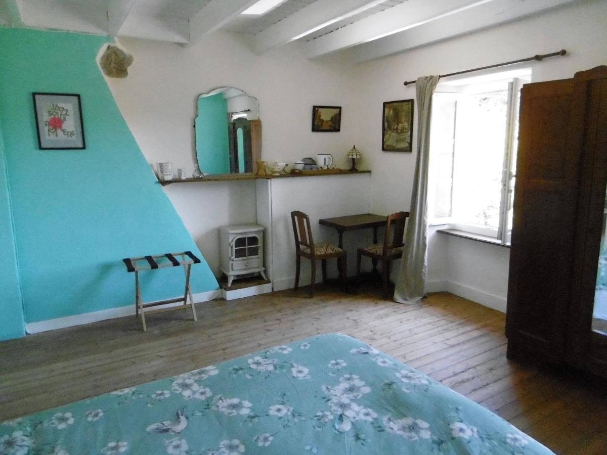La Bicyclette Bleue Bed & Breakfast Montpinchon Екстериор снимка
