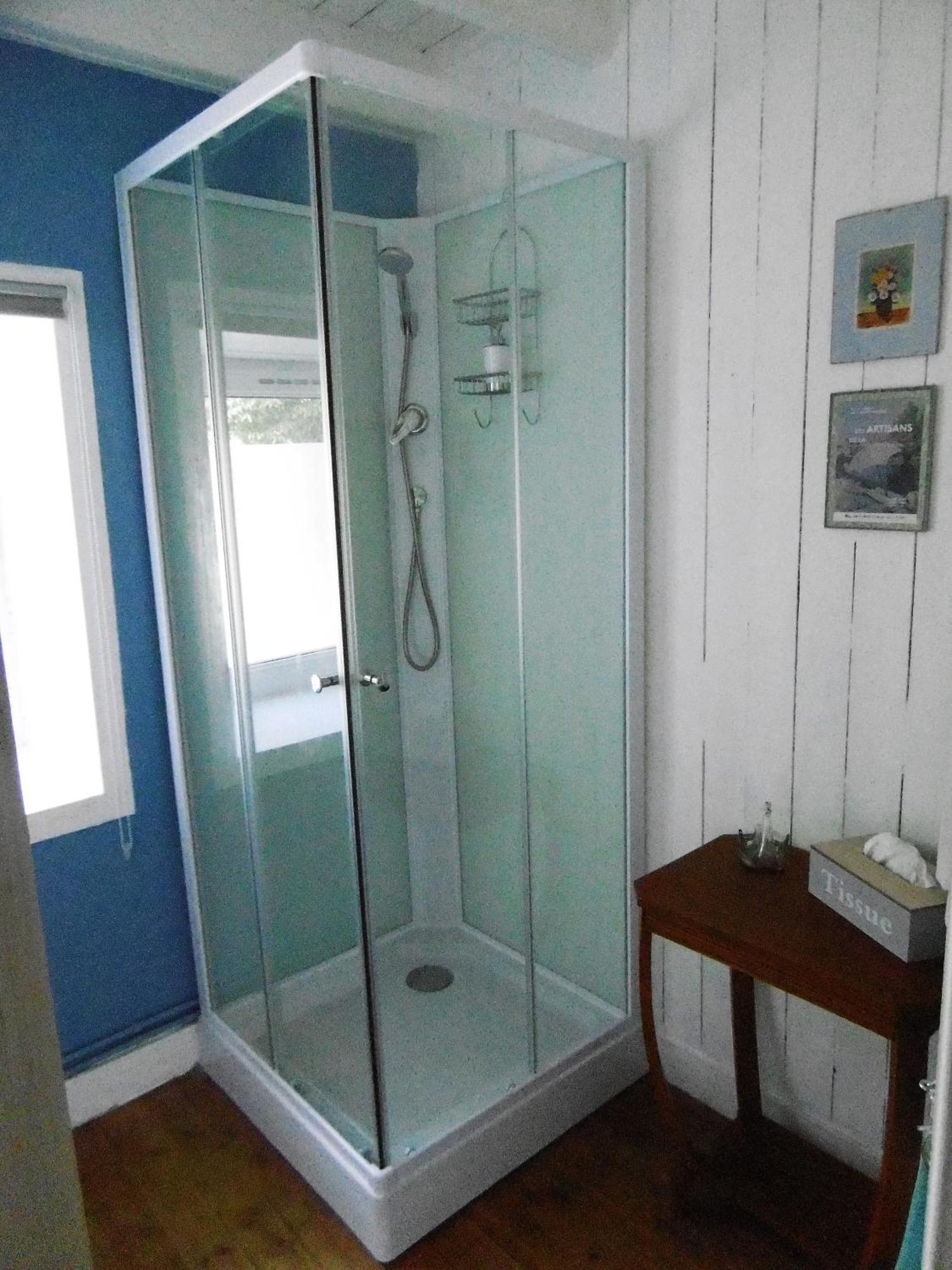 La Bicyclette Bleue Bed & Breakfast Montpinchon Екстериор снимка